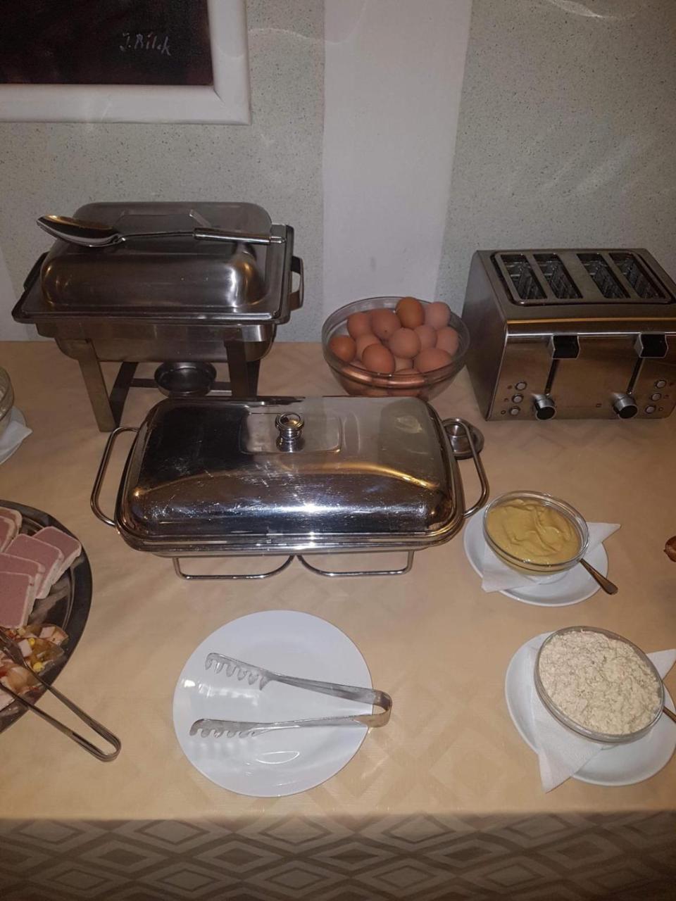 Wellness Hotel Central Klatovy Bagian luar foto